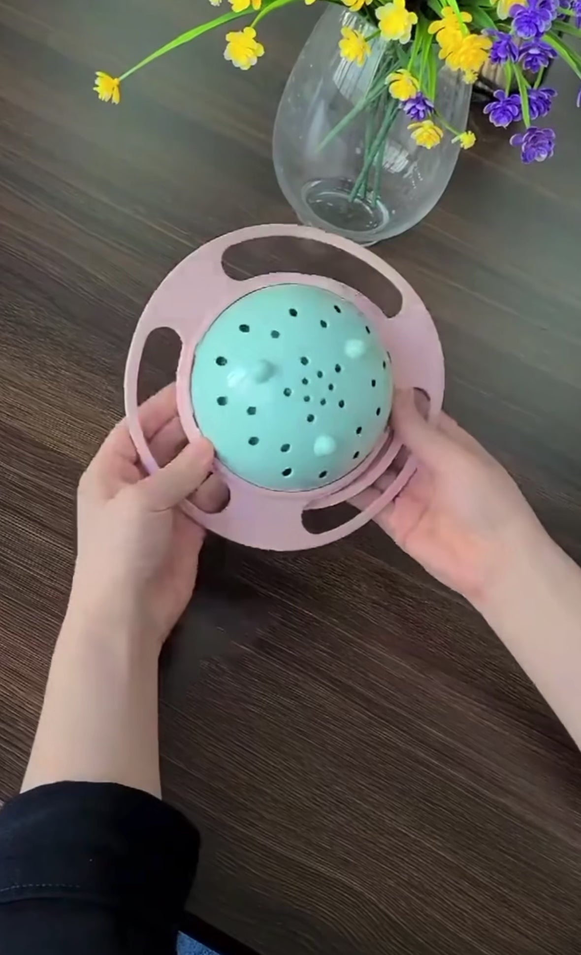 Cuenco Giroscópico Antiderrames 360° Fynex™ 👶🥣